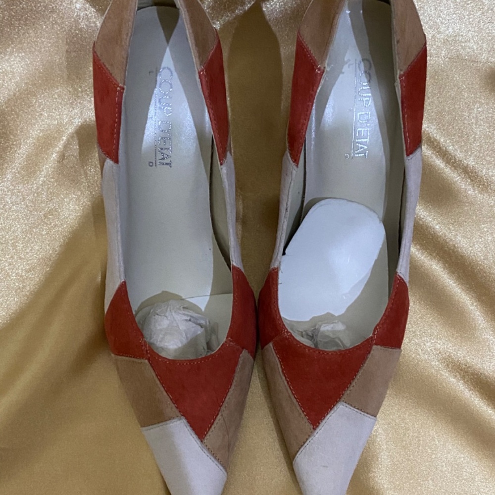 Heels - Picture 3 of 5